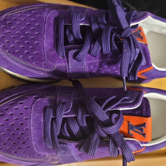 Rare find, Louis Vuitton well cared for, looks brand new. - Picture 4 of 6